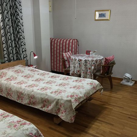 Ladies Inn Motomachi - Caters To Women Hita Luaran gambar